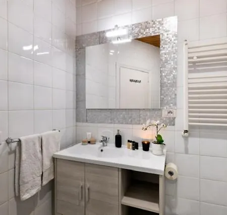 Coronari Luxury Apartment Rome